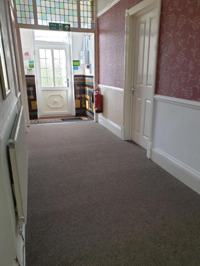 Ty Castell Guest House Caerphilly Exterior foto