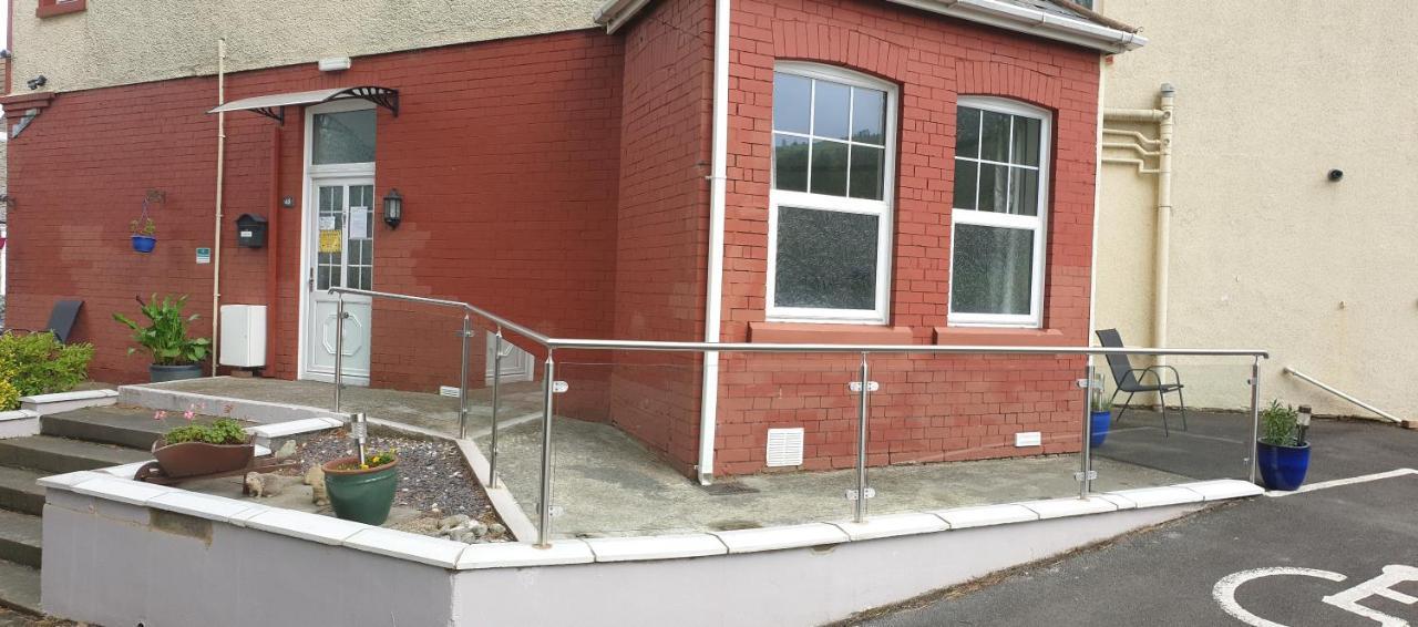 Ty Castell Guest House Caerphilly Exterior foto